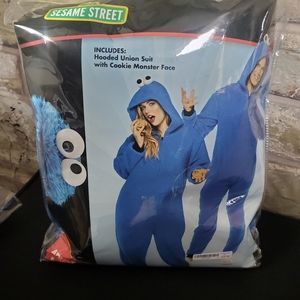 Cookie monster Adult Custome Adult size sm/med.